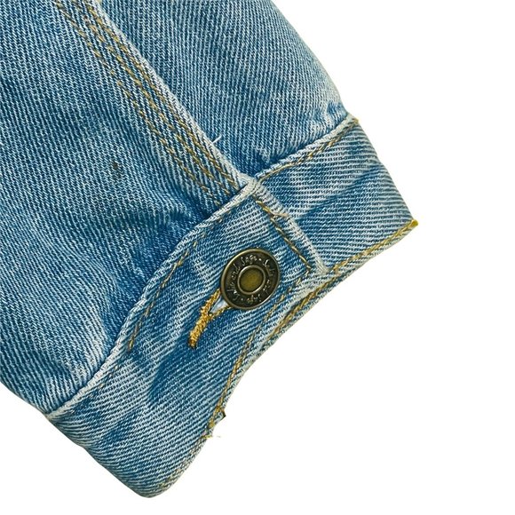 F21 Rose Sequin Blue Denim Jean Jacket Size Medium - Picture 4 of 8